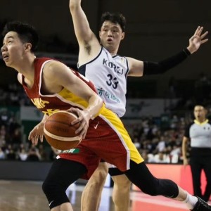 芒果体育官方入口-锋线四剑客出鞘！中国男篮世预赛逆转双杀，剑指世界杯！